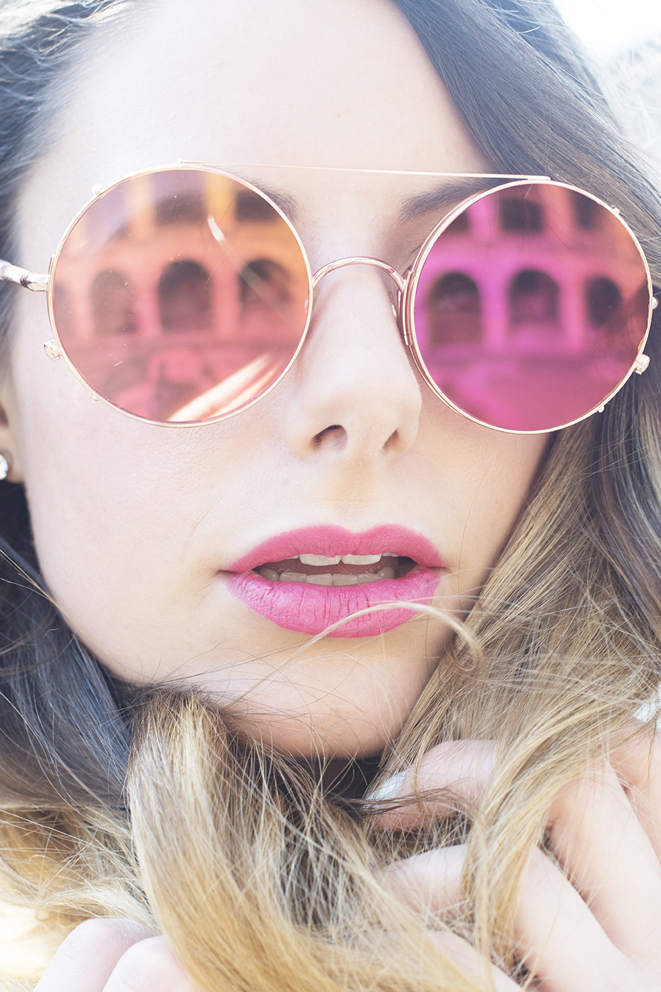 giulia-de-martin-behindmyglasses-com-blog-sunday-somewhere-sunglasses-pink-small-3