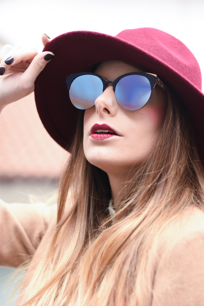 diorama-club-sunglasses-blue-rose-black-mirror-lenses-eyewear-giulia-de-martin-behindmyglasses-com-8