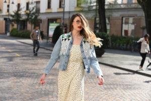 Giulia-de-martin-woow-eyeglasses-lunettes-2018-french-eyewear-BLAST-1-2-blog-eyewear-behind-my-glasses-influncer