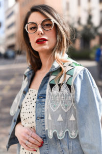Giulia-de-martin-woow-eyeglasses-lunettes-2018-french-eyewear-BLAST-1-2-blog-eyewear-behind-my-glasses-influncer