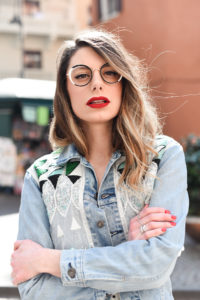 Giulia-de-martin-woow-eyeglasses-lunettes-2018-french-eyewear-BLAST-1-2-blog-eyewear-behind-my-glasses-influncer