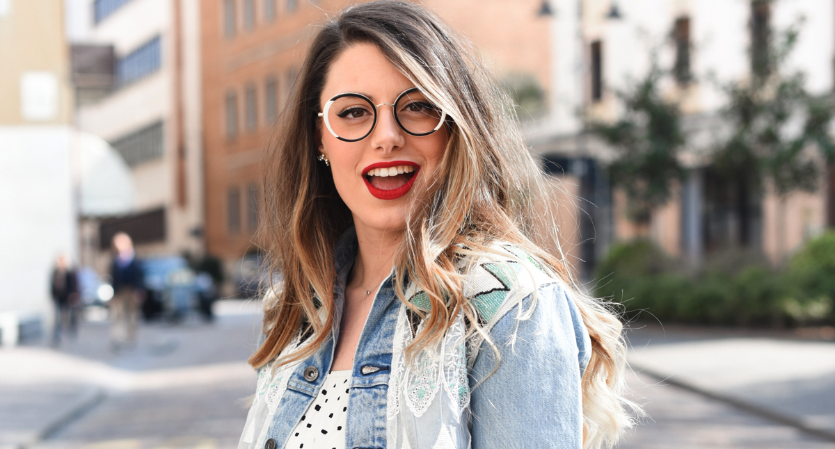 Giulia-de-martin-woow-eyeglasses-lunettes-2018-french-eyewear-BLAST-1-2-blog-eyewear-behind-my-glasses-influncer