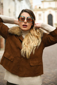 giulia de martin behind my glasses eyewear influencer blogger content creator blog sunglasses eyeglasses face è face paris sunglasses fall winter 2018 frame woman -17