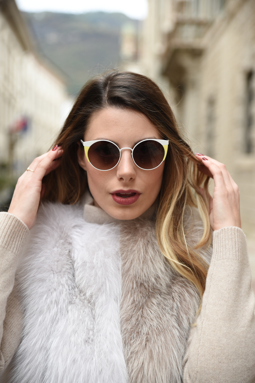 giulia de martin behind my glasses eyewear influencer blogger content creator blog sunglasses eyeglasses woow paris sunglasses fall winter 2018 frame woman -5