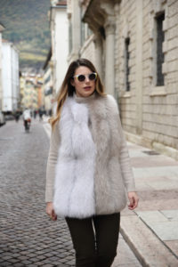 giulia de martin behind my glasses eyewear influencer blogger content creator blog sunglasses eyeglasses woow paris sunglasses fall winter 2018 frame woman -5